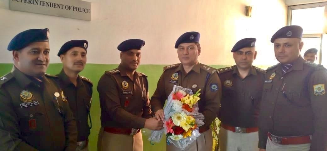 सिरमौर के नए एसपी निश्चिंत सिंह नेगी ने संभाला कार्यभार, ये बताईं अपनी प्राथमिकताएं