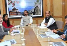 पीजी कर रहे आयुष डॉक्टरों को शत-प्रतिशत वेतन देने के निर्देश