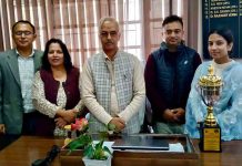 राजगढ़ कॉलेज की शुभ्रा ने सितार वादन में पाया तीसरा स्थान, बढ़ाया इलाके का मान