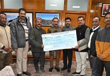 नौणी विवि ने मुख्यमंत्री राहत कोष में किया 25.66 लाख का अंशदान