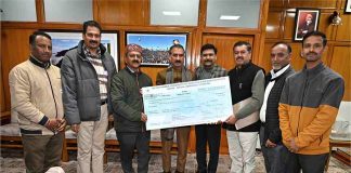 नौणी विवि ने मुख्यमंत्री राहत कोष में किया 25.66 लाख का अंशदान