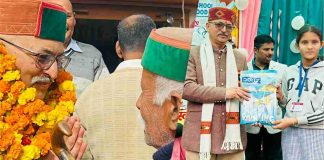 विधायक सोलंकी ने जंगलाभूड़ स्कूल के वार्षिक समारोह में की शिरकत, मेधावियों को ऐच्छिक निधि से ₹1000-1000 देने की घोषणा