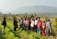 किसान दिवस पर धौलाकुआं में किसानों ने सीखे बागवानी से आय दोगुनी करने के तरीके, डॉ. प्रियंका ने दिया प्रशिक्षण