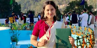 राजगढ़ की बेटी यामिनी ठाकुर विश्वविद्यालय स्वर्ण पदक से सम्मानित, क्षेत्र का बढ़ाया मान