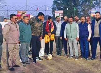 खड्ड की पहचान है फुटबॉल, यहां खेल संस्कृति ने पीढ़ियां गढ़ी हैं : मुकेश अग्निहोत्री