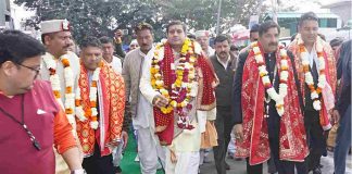 श्री चिंतपूर्णी दर्शनार्थ संकल्प पद यात्रा में शामिल हुए उप मुख्यमंत्री मुकेश अग्निहोत्री