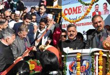 स्कूलों में बच्चों के मोबाइल इस्तेमाल करने पर एक मार्च से लगेगा प्रतिबंधः मुख्यमंत्री