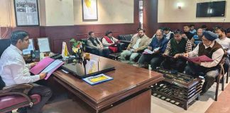 बच्चों से जुड़ा कोई भी मामला संज्ञान में आते ही प्रशासन को अवगत करवाए समिति : महेंद्र पाल गुर्जर