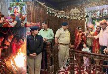 श्री महामाया बालासुंदरी मंदिर त्रिलोकपुर में उमड़ी आस्था, 9000 श्रद्धालुओं ने नवाया शीश, लाखों में बरसा चढ़ावा