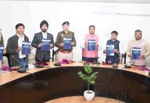 जिला प्रशासन बिलासपुर ने ‘शिखर: साइबर चक्रव्यूह’ दिशानिर्देशों का किया शुभारंभ