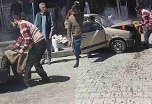 राजगढ़ बाजार में खड़ी कार में अचानक भड़की आग, लोगों की सूझबूझ से टला हादसा, पर बड़ा सवाल ये