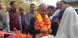 सुनील शर्मा बिट्टू ने धनवीं की छिंज कमेटी को दिए 11 हजार रुपए