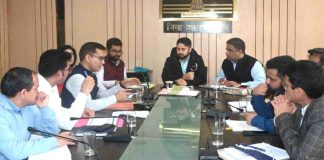 DC मंडी के सख्त आदेश: पर्यावरण मानकों से समझौता नहीं होगा, नियम तोड़े तो कार्रवाई तय