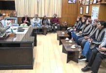 शिमला पहुंचे 2025 बैच के प्रोबेशनर IAS अधिकारी, DC अनुपम कश्यप से की मुलाकात