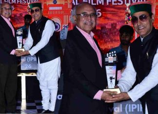 583 फिल्मों के बीच चमकी ‘सोंधी धरती मीठा गुड़’, डॉ. अत्री की डॉक्यूमेंट्री ने राष्ट्रीय मंच पर जीता बड़ा सम्मान