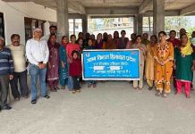 तारूवाला में ग्रामीणों को बताया अचार, जूस और स्क्वैश से कमाई का फार्मूला, फल विधायन केंद्र धौलाकुआं ने लगाया शिविर