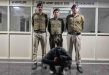 आल्टो कार और ट्रक से हो रही थी अफीम और चरस की तस्करी, नाकेबंदी के दौरान एक गिरफ्तार, दूसरा फरार