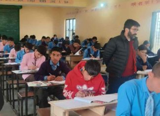 सिरमौर के द्राबिल स्कूल पहुंचा उड़न दस्ता, कैमरों से लेकर स्टोरेज तक की जांच… ऐसे हुई 10वीं की गणित परीक्षा की निगरानी