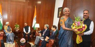 केंद्रीय वित्त मंत्री से मिले CM सुक्खू, बोले- RDG पर सभी राज्यों का आकलन एक मापदंड पर करना अनुचित