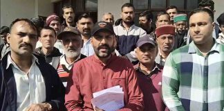 152 परिवारों की लिस्ट मिली पर शर्तों पर अड़े विस्थापित, रेणुका बांध संघर्ष समिति ने बैठक में जताई ये आपत्तियां