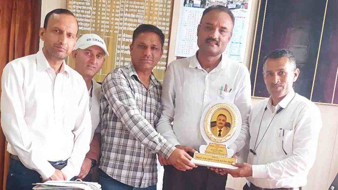 स्कूल प्रवक्ता संघ