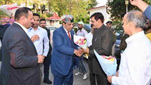 20260414_204929_0000 परिधि गृह बिलासपुर पहुंचने पर जिला प्रशासन के अधिकारियों के साथ-साथ कांग्रेस पार्टी के वरिष्ठ नेताओं, कार्यकर्ताओं तथा पदाधिकारियों ने स्वागत किया।