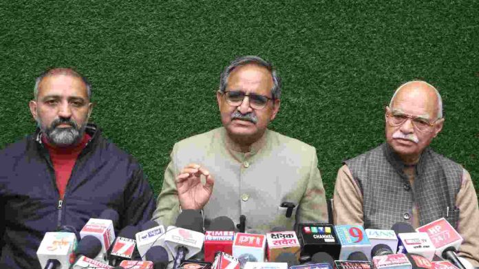 चेस्टर हिल घोटाले की हाईकोर्ट जज से हो जांच: रणधीर शर्मा