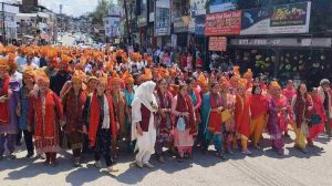 जिला बिलासपुर के घुमारवीं में पांच दिवसीय राज्य स्तरीय ग्रीष्मोत्सव मेला-2026 का शुभारंभ पारंपरिक रीति-रिवाजों, सांस्कृतिक उल्लास और जनसहभागिता के साथ भव्य रूप में शुभारंभ हुआ।