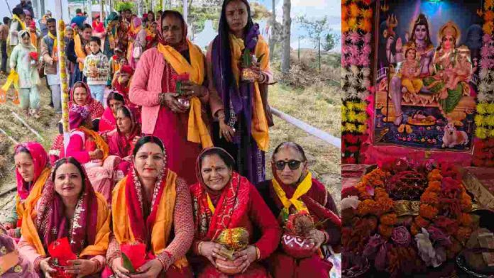 भूर्शिंग महादेव मंदिर जिला सिरमौर के पच्छाद में भूर्शिंग महादेव मंदिर में रविवार को 10 दिवसीय शिव महापुराण ज्ञान यज्ञ का शुभारंभ कलश यात्रा के साथ हुआ।