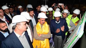 मुख्यमंत्री सुखविंद्र सिंह सुक्खू ने अपने दो दिवसीय किन्नौर दौरे के दौरान सतलुज नदी पर बन रही 450 मेगावाट क्षमता की शोंगटोंग-कड़छम जल विद्युत परियोजना की प्रगति की समीक्षा की।