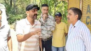रेणुका बांध परियोजना को लेकर एक बार फिर विवाद गहरा गया है। रेणुका बांध विस्थापित संघर्ष समिति ने आरोप लगाया है कि वन विभाग द्वारा दोबारा पेड़ों की गिनती ऐसे स्थानों पर की जा रही है, जहां पेड़ों की संख्या कम है