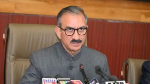 एडीआर (ADR) रिपोर्ट को लेकर भाजपा के हमलों के बीच मुख्यमंत्री सुखविंद्र सिंह सुक्खू ने बुधवार को तीखा पलटवार किया। उन्होंने अपनी संपत्ति को लेकर उठ रहे सवालों को खारिज करते हुए कहा कि मुख्यमंत्री बनने के बाद उनकी संपत्ति बढ़ी नहीं, बल्कि कम हुई है।