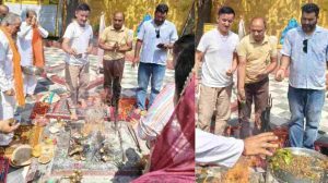 श्रावण संक्रांति (हरियाली संक्रांति) के पावन अवसर पर गुरुवार को सिरमौर जिला पूरी तरह भक्तिमय माहौल में डूबा रहा। जिला भर के मंदिरों में सुबह से ही श्रद्धालुओं की भीड़ उमड़ी और लोगों ने अपने आराध्य देवी-देवताओं के चरणों में माथा टेककर परिवार की सुख-समृद्धि एवं खुशहाली की कामना की।