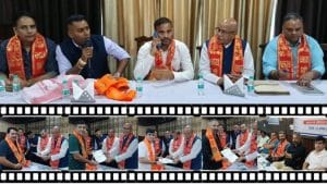 बैठक में प्रदेश के प्रमुख औद्योगिक क्षेत्रों में रोजगार ब्यूरो शुरू करने, कालाअंब-त्रिलोकपुर सड़क की खराब स्थिति, इंटर स्टेट बैरियर सहित उद्योगों से जुड़े विभिन्न मुद्दों पर चर्चा की गई।