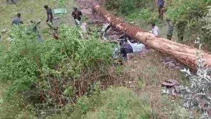 हिमाचल प्रदेश के जिला कुल्लू के विधानसभा क्षेत्र आनी में शनिवार शाम आए भीषण आंधी-तूफान ने दर्दनाक तबाही मचा दी।