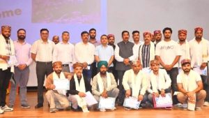 मुकेश अग्निहोत्री ने कहा कि जल शक्ति विभाग में इस वित्त वर्ष करीब 4000 पदों पर भर्ती की जाएगी। उन्होंने कहा कि पर्याप्त मैनपावर के बिना कोई भी योजना सफल नहीं हो सकती।