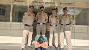 जिला सोलन में बिजली परियोजना से जुड़ी कंपनी का करीब साढ़े चार लाख रुपये का सामान लेकर फरार हुए ठेकेदार को पुलिस ने त्वरित कार्रवाई करते हुए चंबा से गिरफ्तार कर लिया।