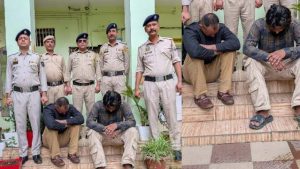 बीडीओ कार्यालय सोलन के पास से चोरी हुई बाइक के मामले में सदर थाना पुलिस ने पंजाब के दो युवकों को गिरफ्तार कर लिया है।