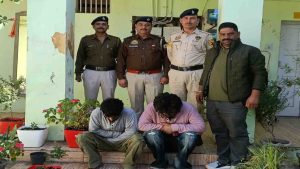 चिट्टे की खेप के साथ पंजाब-हरियाणा के ये शख्स गिरफ्तार, नाकेबंदी कर पुलिस ने दबोचा, कार भी जब्त