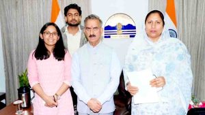 पांवटा साहिब की बेटी डॉ. अंजलि सैनी की बदली तैनाती, अब सिविल अस्पताल में संभालेंगी गायनेकोलॉजिस्ट की जिम्मेदारी
