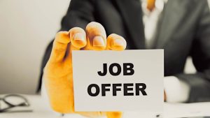 employment jobs नौकरी की तलाश कर रहे युवाओं के लिए काम की खबर है। जिला रोजगार कार्यालय बालू, चंबा में 9 जून को कैंपस इंटरव्यू का आयोजन किया जाएगा, जिसमें टेरियर सिक्योरिटी सर्विस प्राइवेट लिमिटेड कंपनी सिक्योरिटी गार्ड और कंप्यूटर ऑपरेटर के कुल 52 पदों पर भर्ती करेगी।