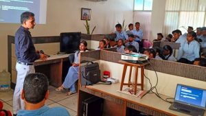 IEC यूनिवर्सिटी के छात्रों का मोहाली की IT कंपनी में इंडस्ट्रियल विजिट; AI, सॉफ्टवेयर और साइबर सिक्योरिटी की समझीं बारीकियां