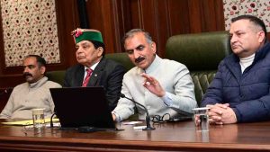 6.92 करोड़ से बने सीएचसी भवन नौहराधार का CM ने किया लोकार्पण, संगड़ाह स्कूल को CBSE का दर्जा देने की घोषणा
