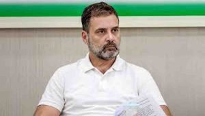 लोकसभा में विपक्ष के नेता और कांग्रेस सांसद राहुल गांधी (Rahul Gandhi) ने एक बार फिर अपने सोशल मीडिया प्लेटफॉर्म्स के जरिए भारतीय जनता पार्टी (BJP) पर 'वोट चोरी' के गंभीर आरोप लगाए हैं।