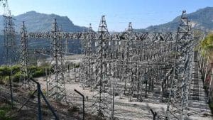 उहल चरण-3 जलविद्युत परियोजना आज हिमाचल प्रदेश की सबसे महत्वपूर्ण ऊर्जा परियोजनाओं में से एक बनकर उभरी है। वर्षों तक विभिन्न तकनीकी और वित्तीय चुनौतियों का सामना करने के बाद यह परियोजना अब पूरी क्षमता के साथ संचालित हो रही है।