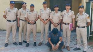 जिला ऊना पुलिस ने नशे के अवैध कारोबार के खिलाफ कार्रवाई करते हुए कुठेड़ा खैरला में एक व्यक्ति को 18.77 ग्राम हेरोइन/चिट्टे सहित गिरफ्तार किया है।