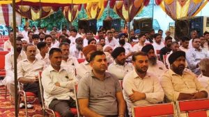 जिला सिरमौर के प्रमुख औद्योगिक क्षेत्र कालाअंब में भाटिया डेयरी की ओर से वीरवार को किसान सम्मेलन आयोजित किया गया, जिसमें सीमावर्ती क्षेत्र के करीब 200 किसानों और पशुपालकों ने भाग लिया।