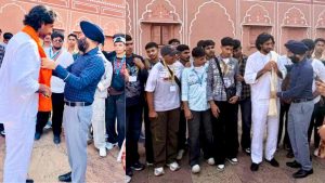 जयपुर के राजघराने से रूबरू हुए गुरु नानक मिशन पांवटा साहिब के विद्यार्थी, सवाई पदमनाभ सिंह से की मुलाकात