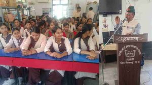 राजकीय वरिष्ठ माध्यमिक विद्यालय गेहड़वीं में परमवीर चक्र विजेता सूबेदार मेजर संजय कुमार के साथ विशेष संवाद कार्यक्रम आयोजित किया गया। विद्यालय पहुंचने पर एनसीसी एवं स्काउट-गाइड के विद्यार्थियों ने उन्हें गार्ड ऑफ ऑनर देकर सम्मानित किया।