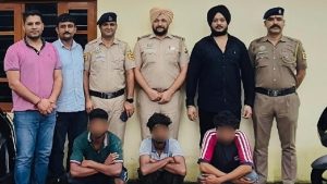 माजरा और पांवटा साहिब पुलिस ने चोरी के दो अलग-अलग मामलों में कार्रवाई करते हुए पांच आरोपियों को गिरफ्तार किया है।